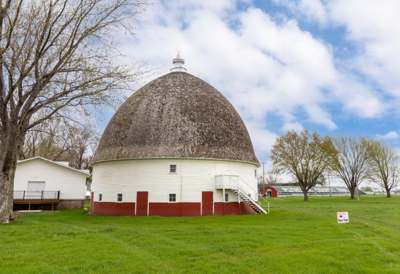 Photo Courtesy of The Iowa Barn Foundation