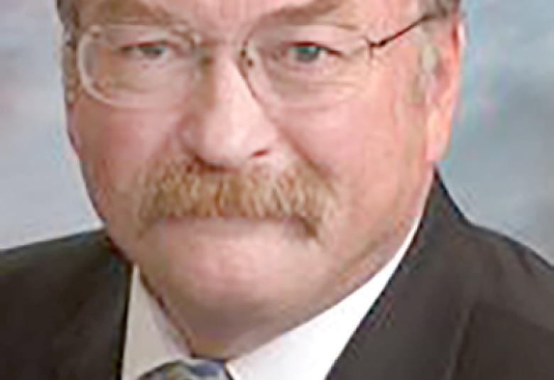 The Akron Hometowner - Staff Photo - Create Article