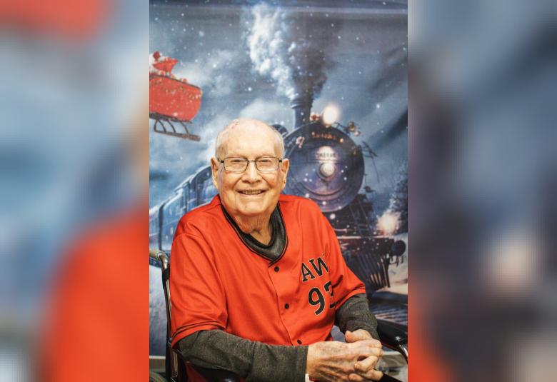 The Akron Hometowner - Staff Photo - Create Article
