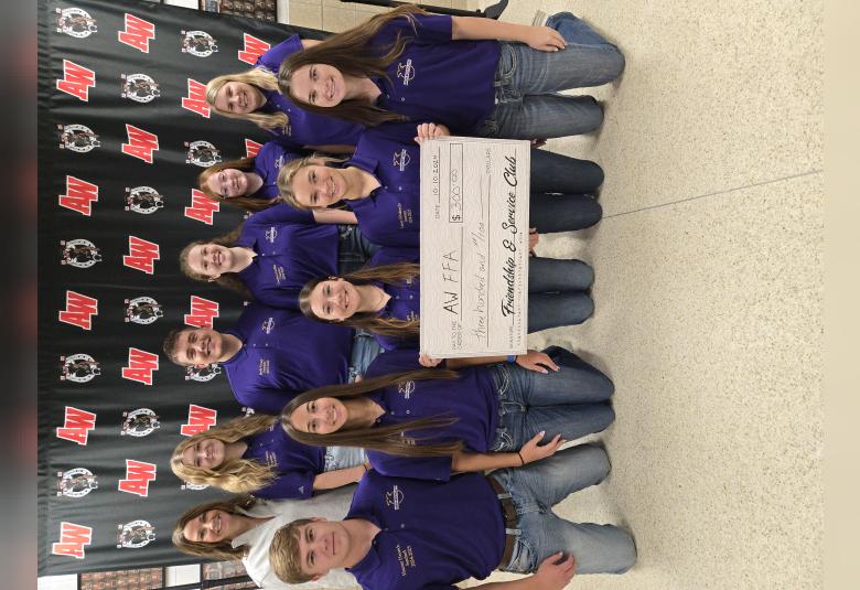 The Akron Hometowner - Staff Photo - Create Article