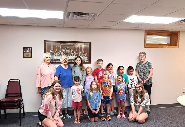 The Akron Hometowner - Staff Photo - Create Article