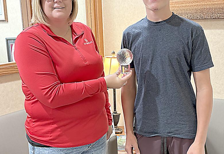 The Akron Hometowner - Staff Photo - Create Article
