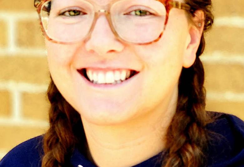 The Akron Hometowner - Staff Photo - Create Article