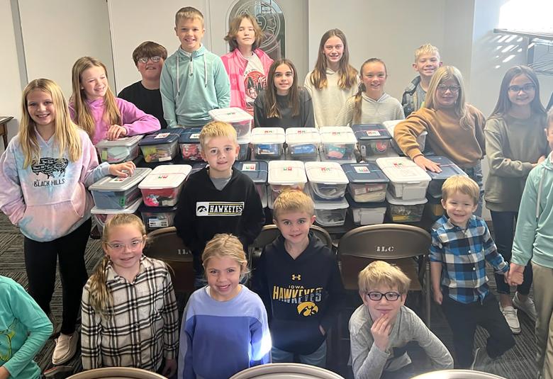 The Akron Hometowner - Staff Photo - Create Article