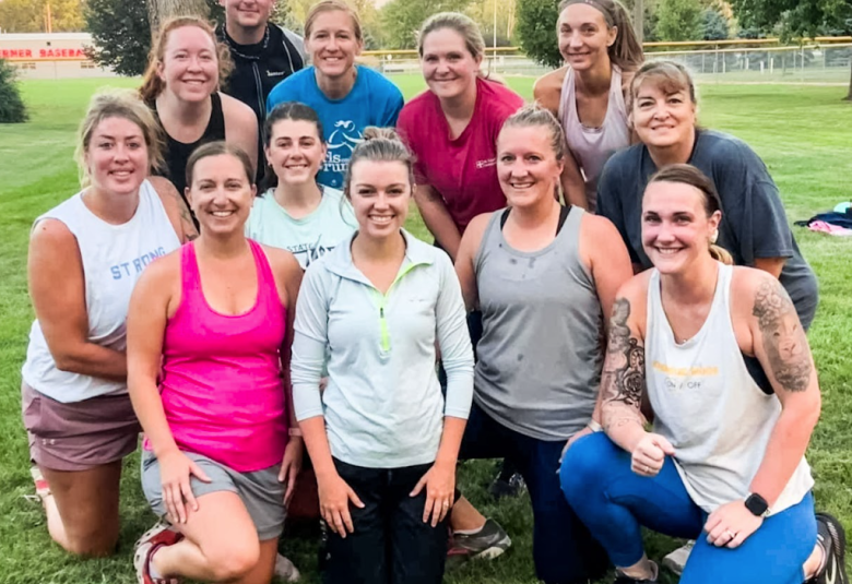 The Akron Hometowner - Staff Photo - Create Article