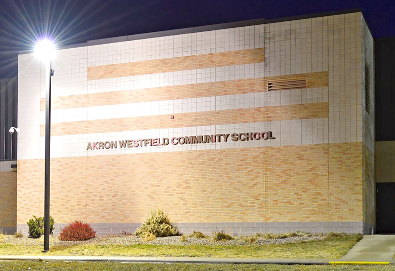 The Akron Hometowner - Staff Photo - Create Article