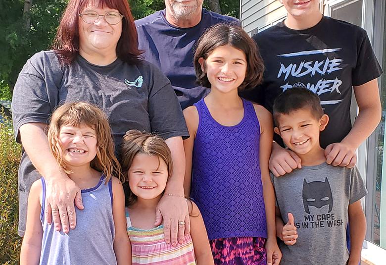 The Akron Hometowner - Staff Photo - Create Article