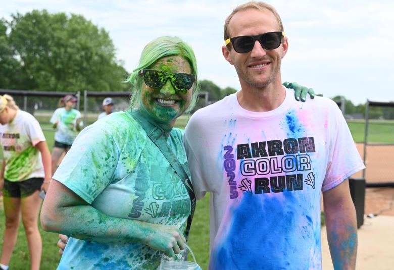 The Akron Hometowner - Staff Photo - Create Article